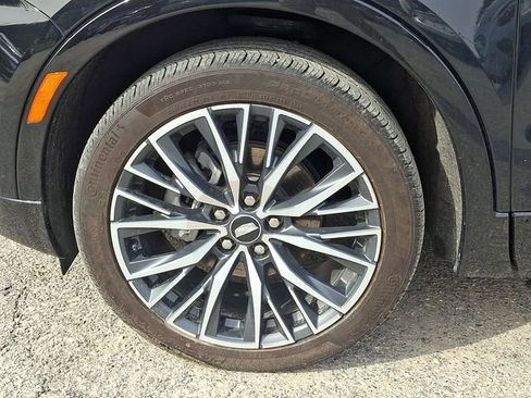 Used 2024 Cadillac XT4 Sport AWD/4WD image 29