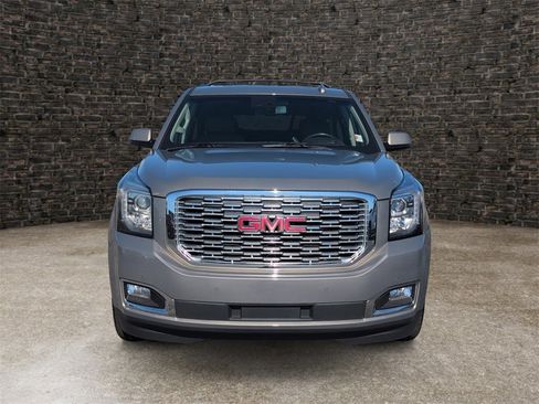 Used 2019 GMC Yukon XL Denali w/ Denali Ultimate Package image 6
