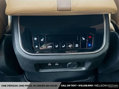 New 2025 Nissan Armada Platinum Reserve image 27