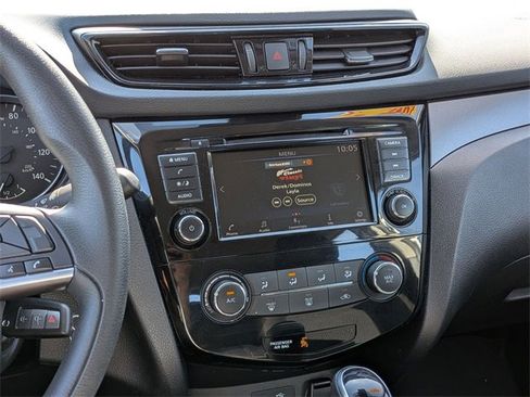 Certified 2021 Nissan Rogue Sport S image 17