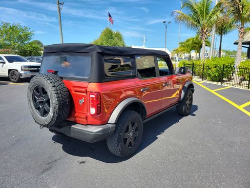 Used 2022 Ford Bronco Black Diamond AWD/4WD image 6