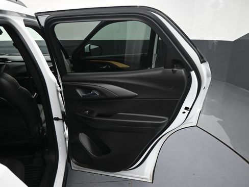 Used 2023 Chevrolet TrailBlazer ACTIV FWD image 31