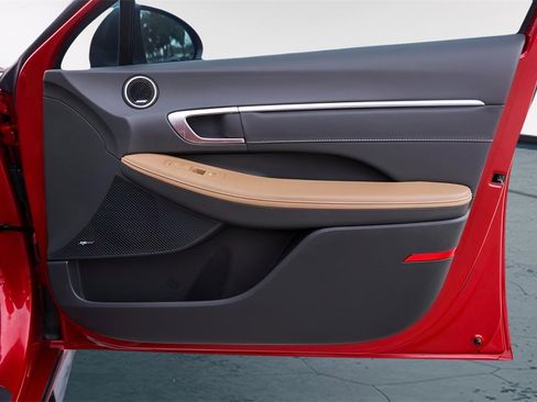 Used 2020 Hyundai Sonata Limited image 31