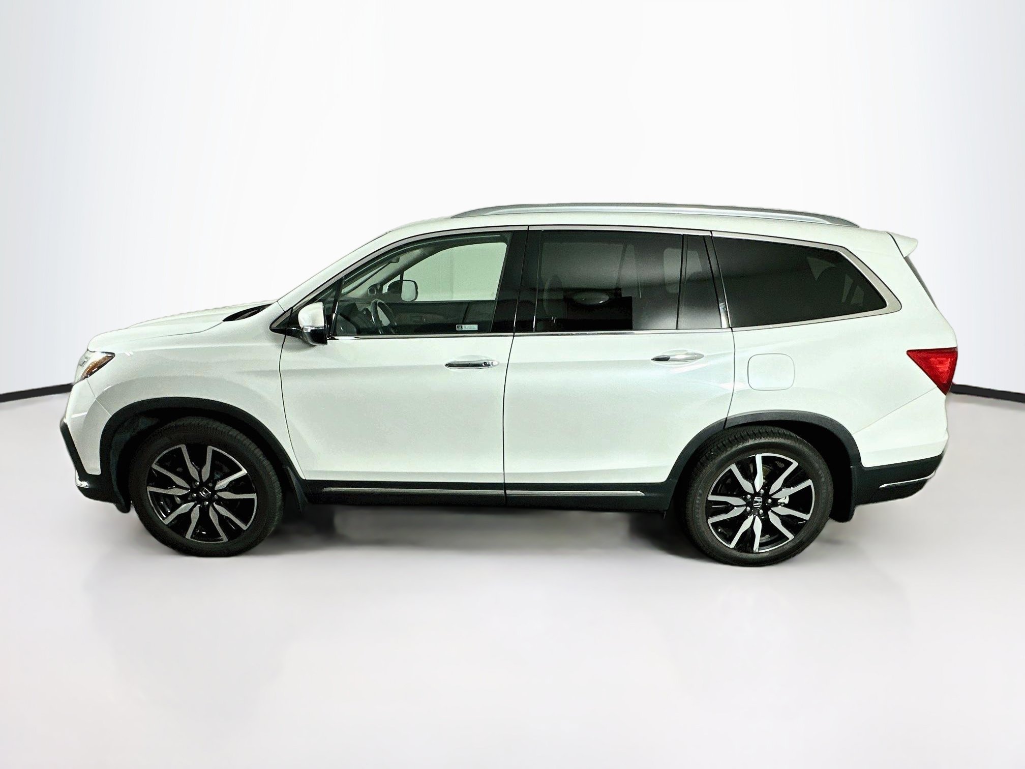 Used 2020 Honda Pilot Touring image 4
