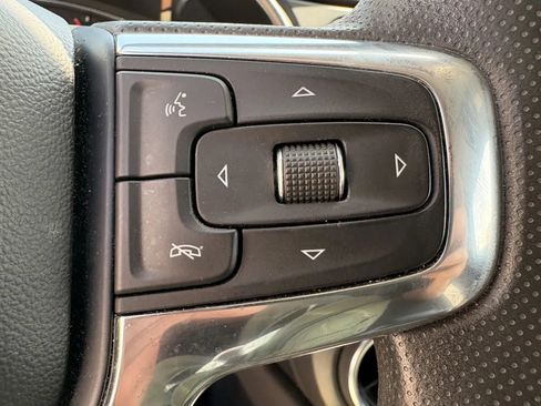 Used 2023 Chevrolet Blazer LT FWD image 16