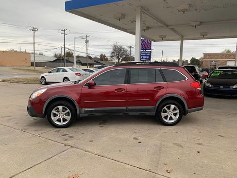 Used 2014 Subaru Outback 2.5i Limited image 4