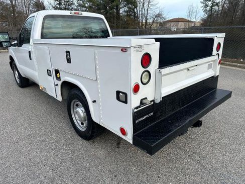 Used 2016 Ford F250 XL w/ Power Equipment Group image 5