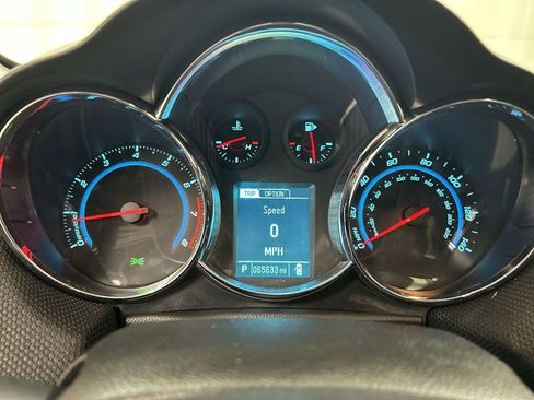 Used 2014 Chevrolet Cruze LT w/ All-Star Edition FWD image 13