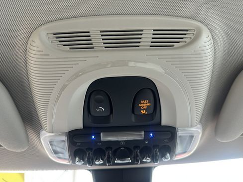 Used 2022 MINI Cooper S image 33