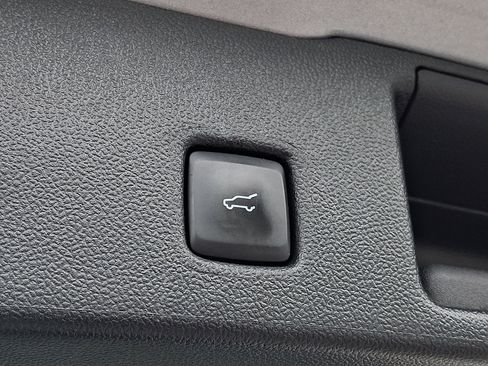 Certified 2024 Ford Escape ST-Line AWD/4WD image 30