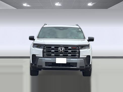 New 2026 Honda Pilot TrailSport image 5