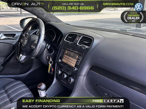 Used 2010 Volkswagen GTI 4-Door FWD image 17