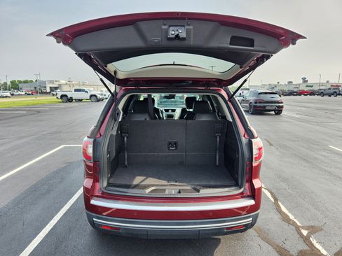 Used 2017 GMC Acadia Limited SLT image 10
