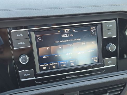 Used 2021 Volkswagen Jetta R-Line w/ R-Line Cold Weather Package image 22