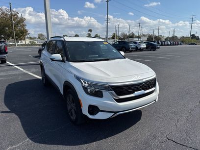 Used 2023 Kia Seltos S w/ Navigation Package