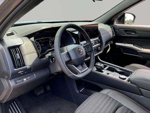 New 2026 Nissan Pathfinder Rock Creek AWD/4WD image 16