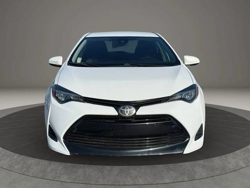 Used 2019 Toyota Corolla LE FWD image 2