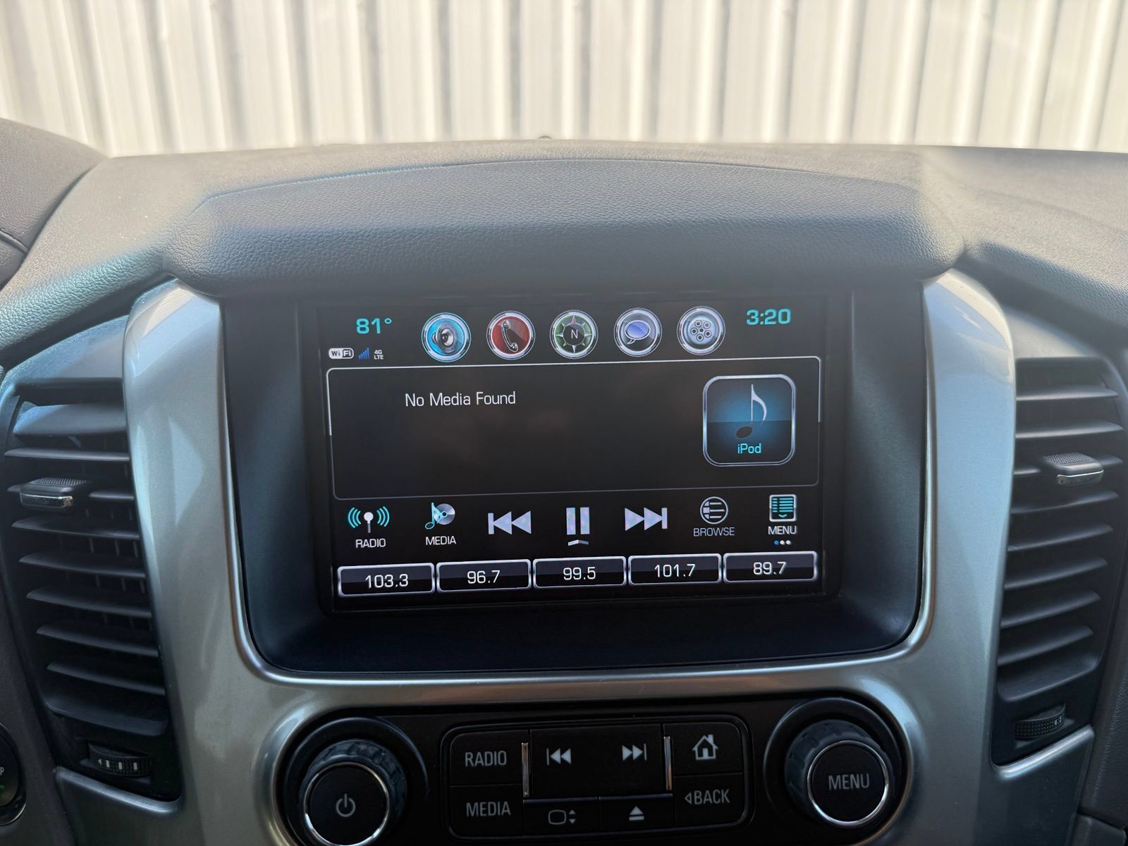 Used 2019 Chevrolet Suburban LT AWD/4WD image 15