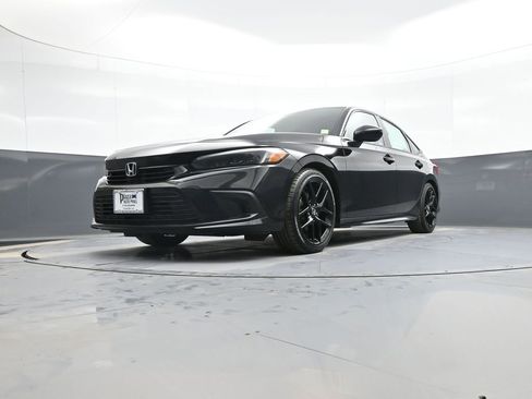 Certified 2022 Honda Civic Sport image 25