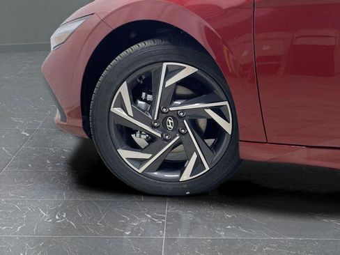 New 2025 Hyundai Elantra Sport image 29