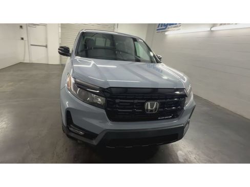 Used 2024 Honda Ridgeline Black Edition image 3