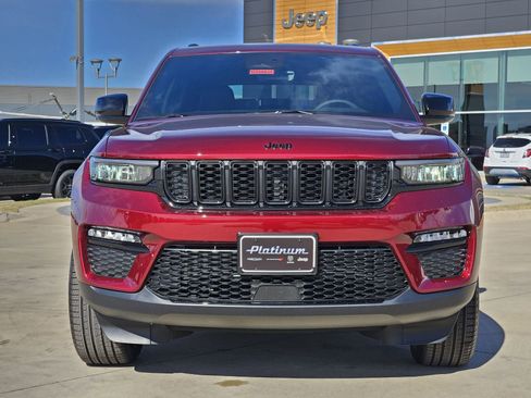 New 2025 Jeep Grand Cherokee Limited image 6