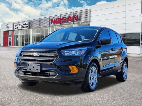 Used 2019 Ford Escape S image 3