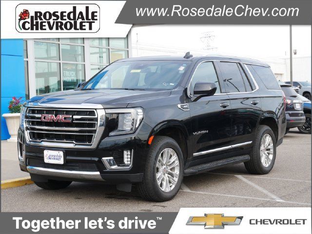 Used 2024 GMC Yukon SLT AWD/4WD image 1