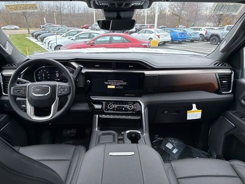 New 2026 GMC Sierra 2500 Denali w/ Denali Reserve Package image 6