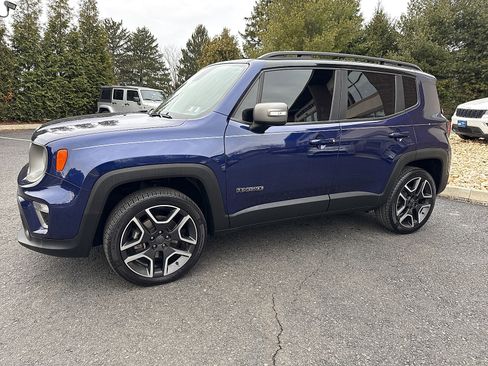 Used 2019 Jeep Renegade Limited w/ UConnect 8.4 Nav Group image 12