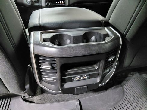 Used 2023 RAM 1500 Big Horn AWD/4WD image 38