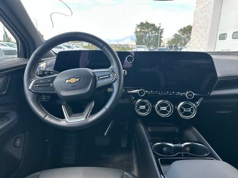 Used 2024 Chevrolet Blazer EV LT AWD/4WD image 8
