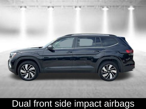 Certified 2026 Volkswagen Atlas SE w/ Panoramic Sunroof Package FWD image 8