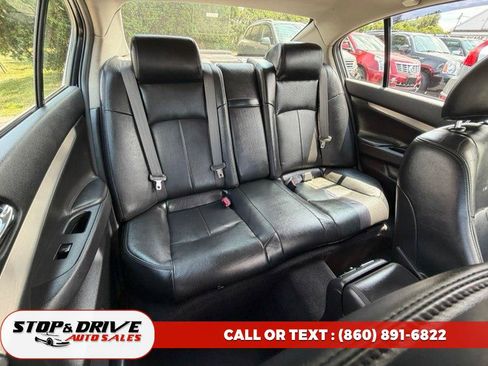 Used 2013 INFINITI G37 x Sedan w/ Premium Pkg AWD/4WD image 17