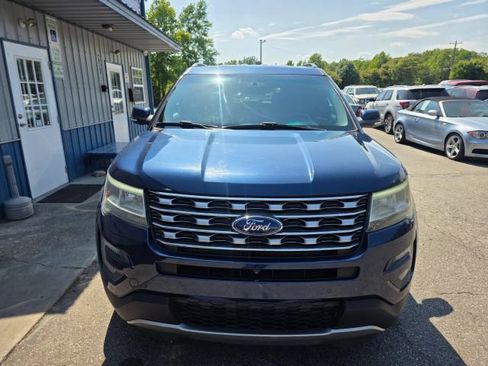 Used 2016 Ford Explorer Limited AWD/4WD image 2