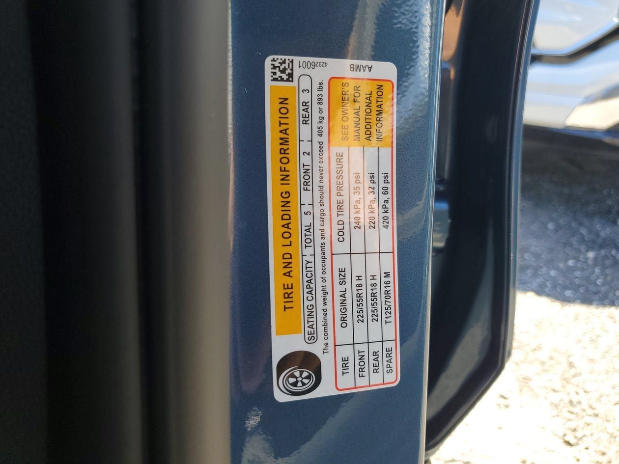 New 2026 Buick Envista Sport Touring w/ Convenience II Package FWD image 31