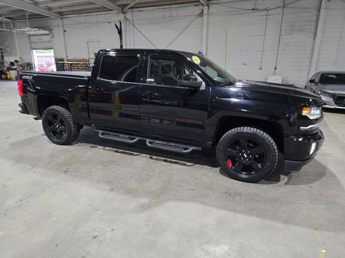 Used 2017 Chevrolet Silverado 1500 LTZ Z71 w/ Redline Edition AWD/4WD image 19
