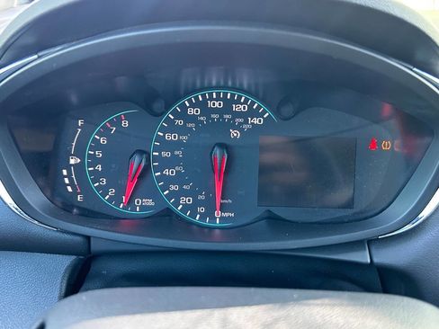 Used 2021 Chevrolet Trax LT w/ Driver Confidence Package image 20