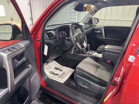 Used 2024 Toyota 4Runner SR5 image 16