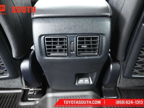 Used 2024 Toyota 4Runner Limited AWD/4WD image 28