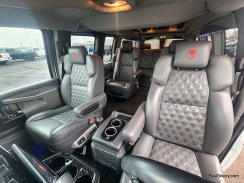 Used 2023 Chevrolet Express 2500 image 41