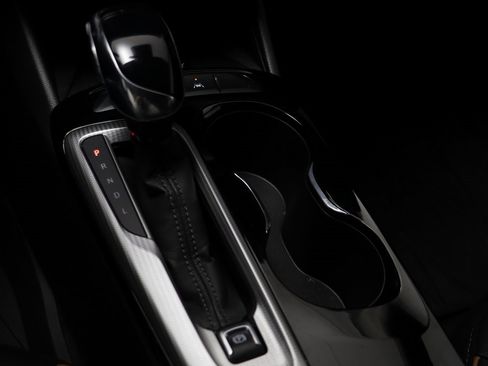 Used 2025 Buick Envista Avenir image 11