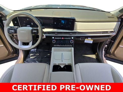 Certified 2025 Hyundai Santa Fe Calligraphy image 9