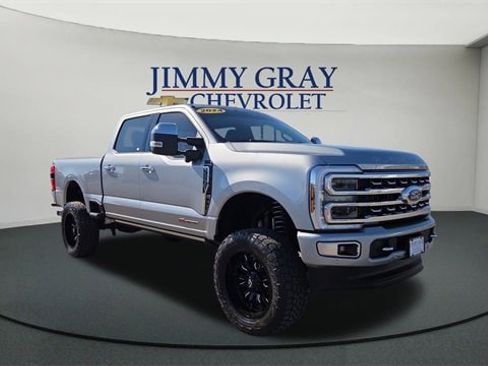 Used 2024 Ford F250 Platinum image 1