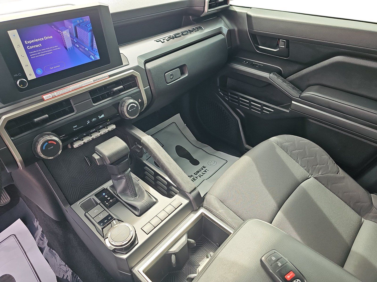 Used 2024 Toyota Tacoma SR5 AWD/4WD image 22