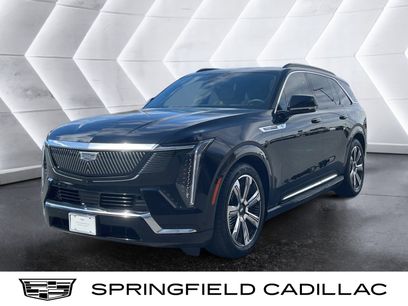 Used 2025 Cadillac Escalade IQ Luxury 2 w/ LPO, Etrunk Organizer Package