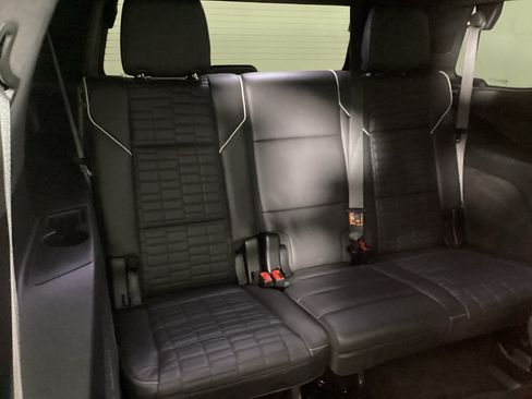Used 2023 Cadillac Escalade Sport Platinum w/ LPO, ONYX Package AWD/4WD image 12