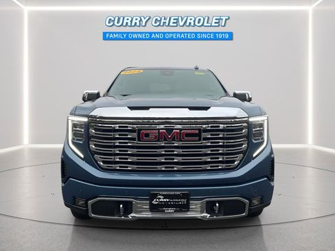 Used 2024 GMC Sierra 1500 Denali w/ Denali Reserve Package image 3