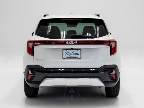 Certified 2025 Kia Seltos EX w/ EX Sunroof Package FWD image 28