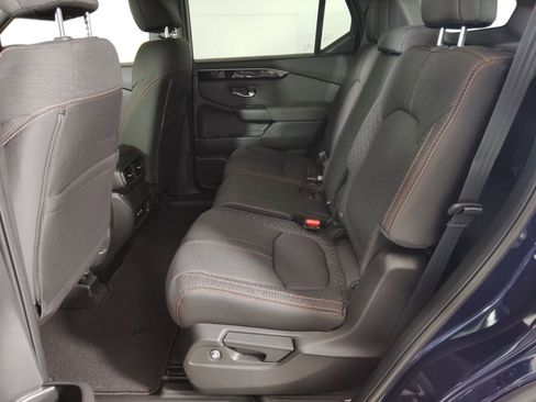 New 2025 Honda Pilot Sport image 14